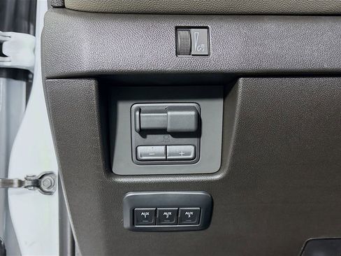 New 2026 Chevrolet Colorado ZR2 w/ ZR2 Bison Edition image 10