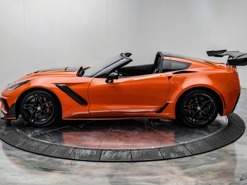 Used 2019 Chevrolet Corvette ZR1 RWD image 9