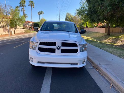 Used 2016 RAM 1500 Express image 8