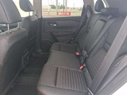 New 2026 Nissan Rogue SV w/ Rock Creek Premium Package AWD/4WD image 30