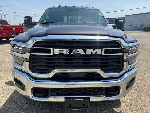 New 2025 RAM 2500 Tradesman AWD/4WD image 8