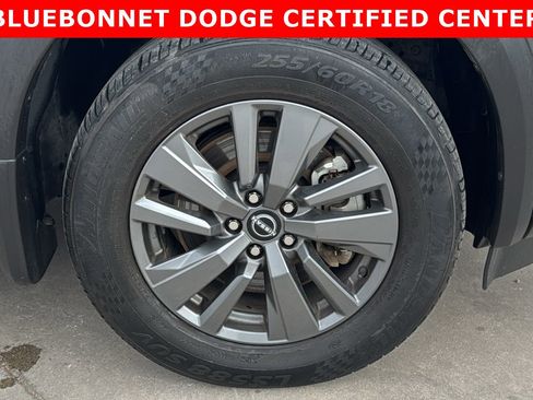 Used 2023 Nissan Pathfinder S image 33