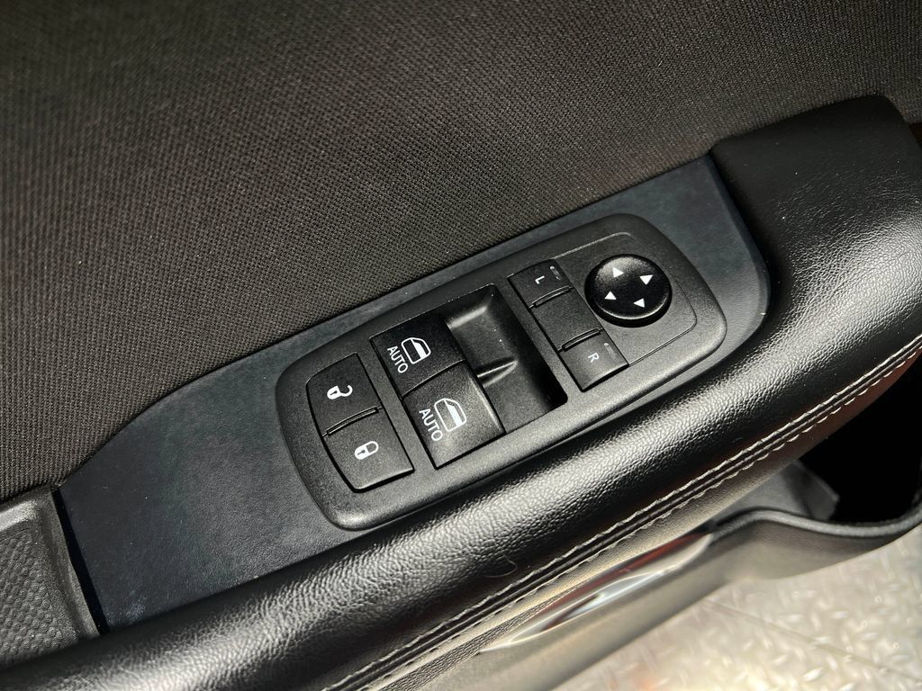 Used 2020 Dodge Challenger GT w/ Driver Convenience Group RWD image 15