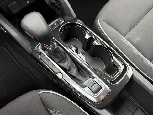 Used 2024 Chevrolet TrailBlazer LT w/ LT Cold Weather Package image 25