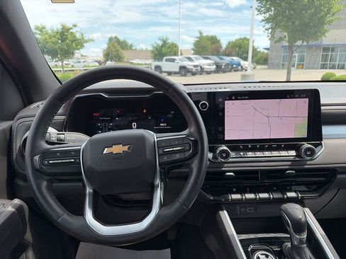 Used 2024 Chevrolet Colorado LT w/ LT Convenience Package III AWD/4WD image 18