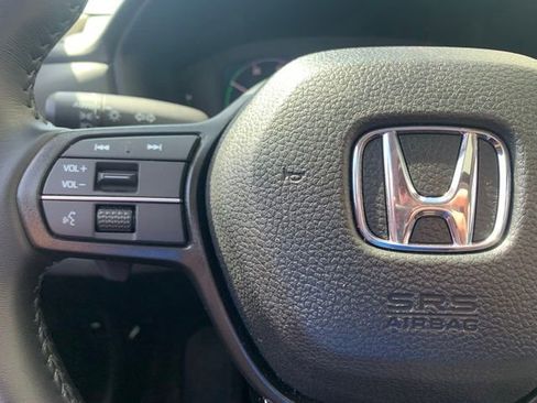 Used 2025 Honda Accord EX-L image 10