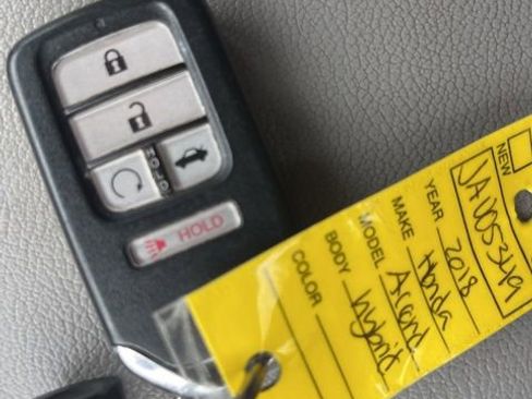 Used 2018 Honda Accord Hybrid image 16