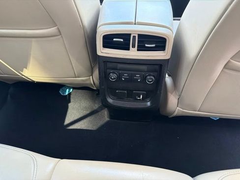 Used 2020 Buick Envision Essence AWD/4WD image 9