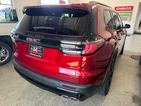 Used 2024 GMC Acadia Elevation w/ Black Edition AWD/4WD image 5