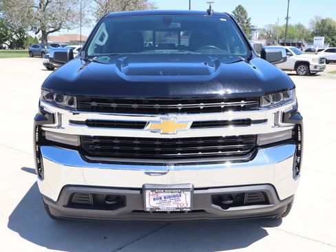 Used 2022 Chevrolet Silverado 1500 LT w/ All Star Edition Plus AWD/4WD image 3