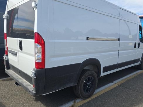 Used 2025 RAM ProMaster 3500 w/ Quick Order Package 22G SLT image 4
