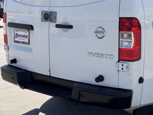 Used 2020 Nissan NV 2500 SV RWD image 6
