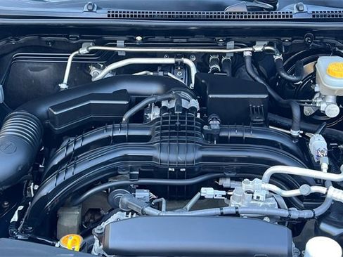 Used 2018 Subaru Crosstrek 2.0i Limited image 37