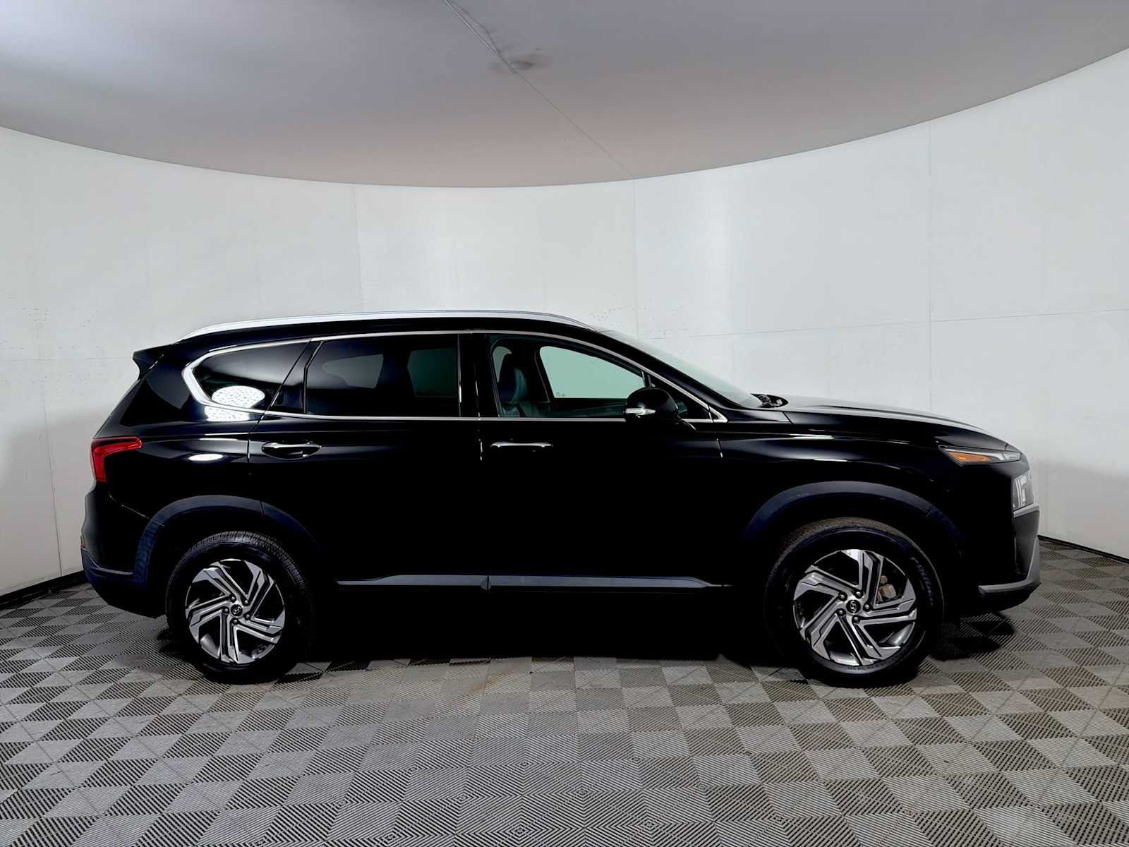 Used 2023 Hyundai Santa Fe SEL AWD/4WD image 7