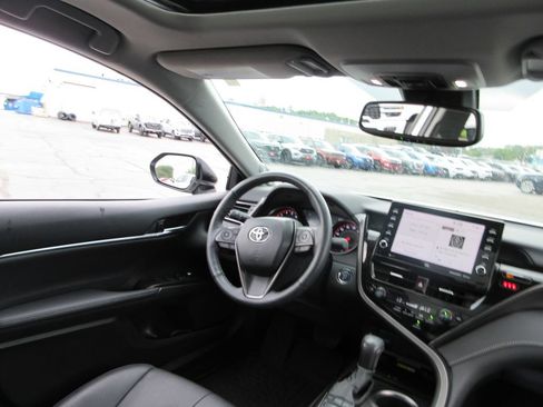 Used 2024 Toyota Camry XSE w/ Cold Weather Package FWD image 24
