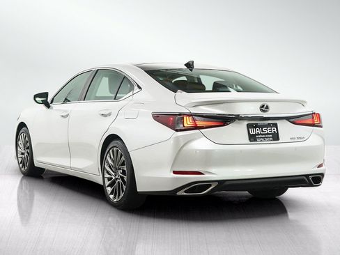Used 2024 Lexus ES 350 w/ Accessory Package (Z1) FWD image 3