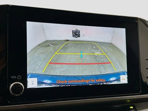 Used 2026 Toyota Camry LE w/ Convenience Package image 11