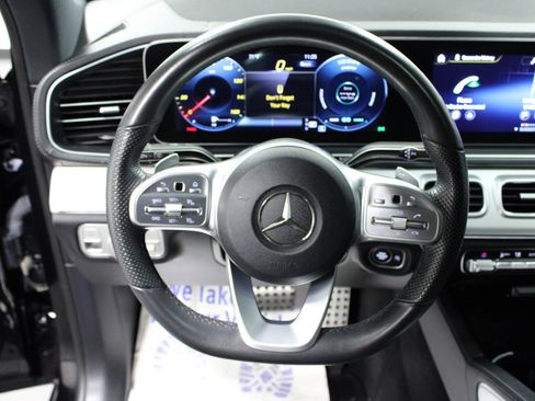 Used 2022 Mercedes-Benz GLS 450 4MATIC image 18