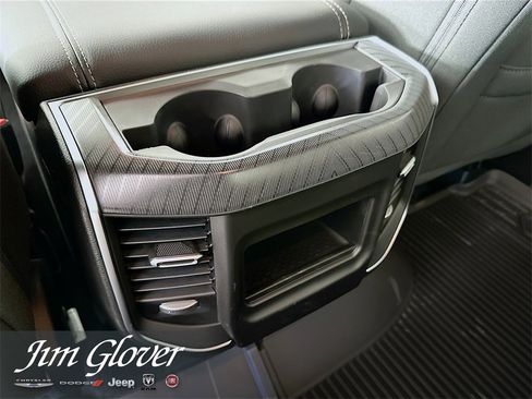 New 2026 RAM 1500 4x4 Crew Cab image 20