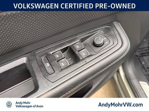 Used 2026 Volkswagen Atlas SE AWD/4WD image 16