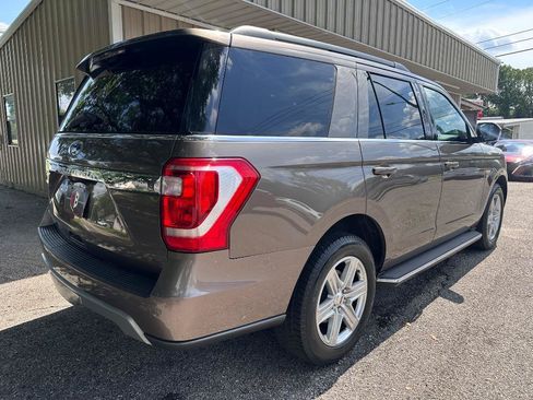 Used 2019 Ford Expedition XLT w/ Equipment Group 202A RWD image 3