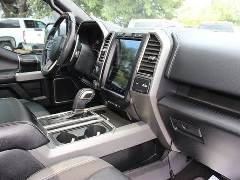 Used 2019 Ford F150 Raptor w/ Equipment Group 802A Luxury AWD/4WD image 17