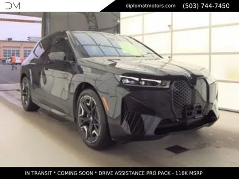 Used 2025 BMW iX M60 image 4