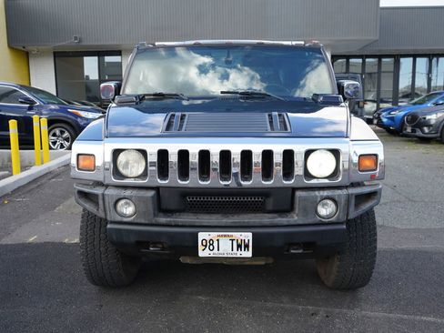 Used 2005 HUMMER H2 SUT w/ Preferred Equipment Group AWD/4WD image 3