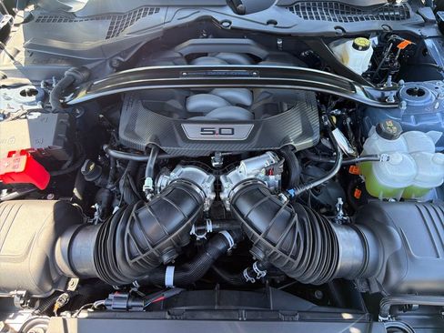 Used 2025 Ford Mustang Dark Horse w/ Dark Horse Handlin Package RWD image 29