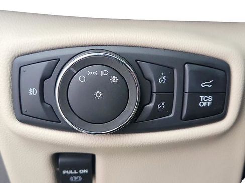 Used 2020 Lincoln Nautilus Reserve image 35