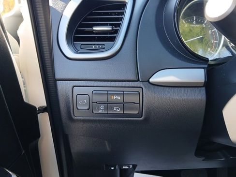 Used 2022 MAZDA CX-9 Touring Plus image 37