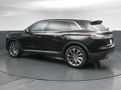 Certified 2023 Lincoln Nautilus Reserve FWD image 5