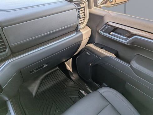 Used 2023 Chevrolet Silverado 1500 LT Trail Boss w/ LT Trail Boss Premium Package image 18