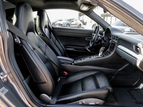 Used 2017 Porsche 911 Carrera image 30