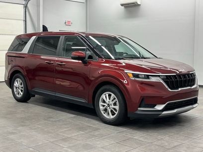 Used 2024 Kia Carnival LX