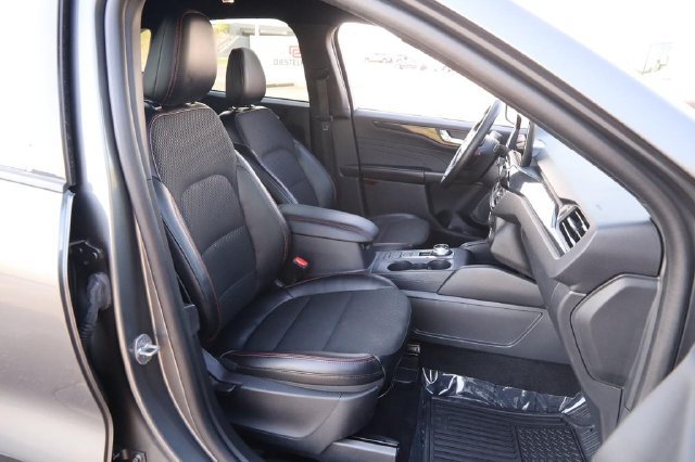 Used 2025 Ford Escape ST-Line AWD/4WD image 27