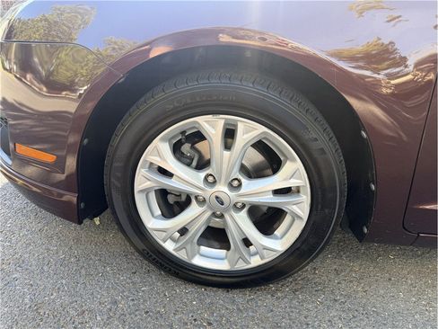 Used 2012 Ford Fusion SE FWD image 12