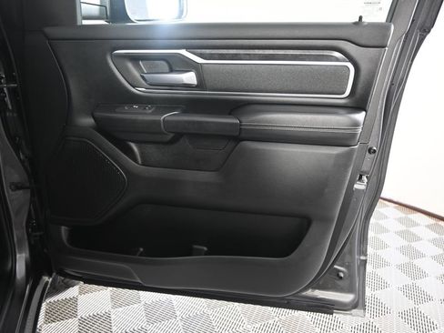 Used 2022 RAM 1500 Big Horn AWD/4WD image 13