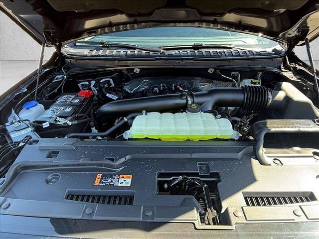 New 2027 Lincoln Navigator Reserve w/ Jet Appearance Package AWD/4WD image 17