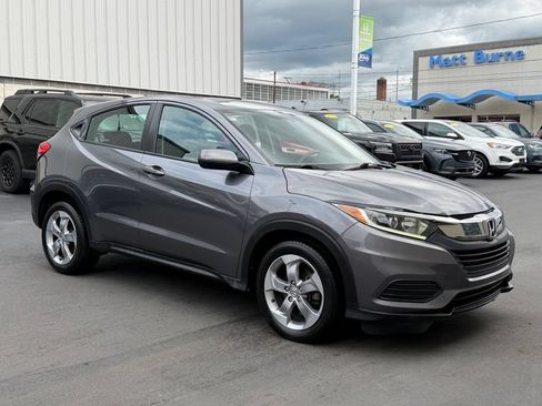 Used 2019 Honda HR-V LX image 1