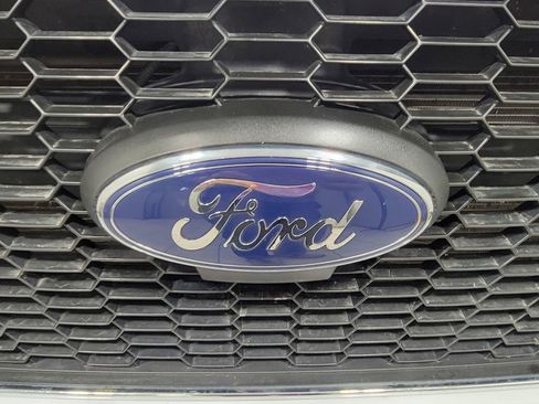 Used 2023 Ford Transit 350 XLT image 32