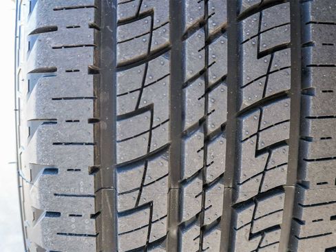 Used 2021 Kia Sorento S w/ Panoramic Sunroof Package image 29