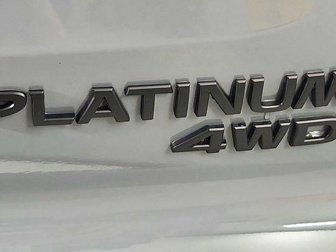 Used 2024 Nissan Pathfinder Platinum w/ Lighting Package (N93) AWD/4WD image 26