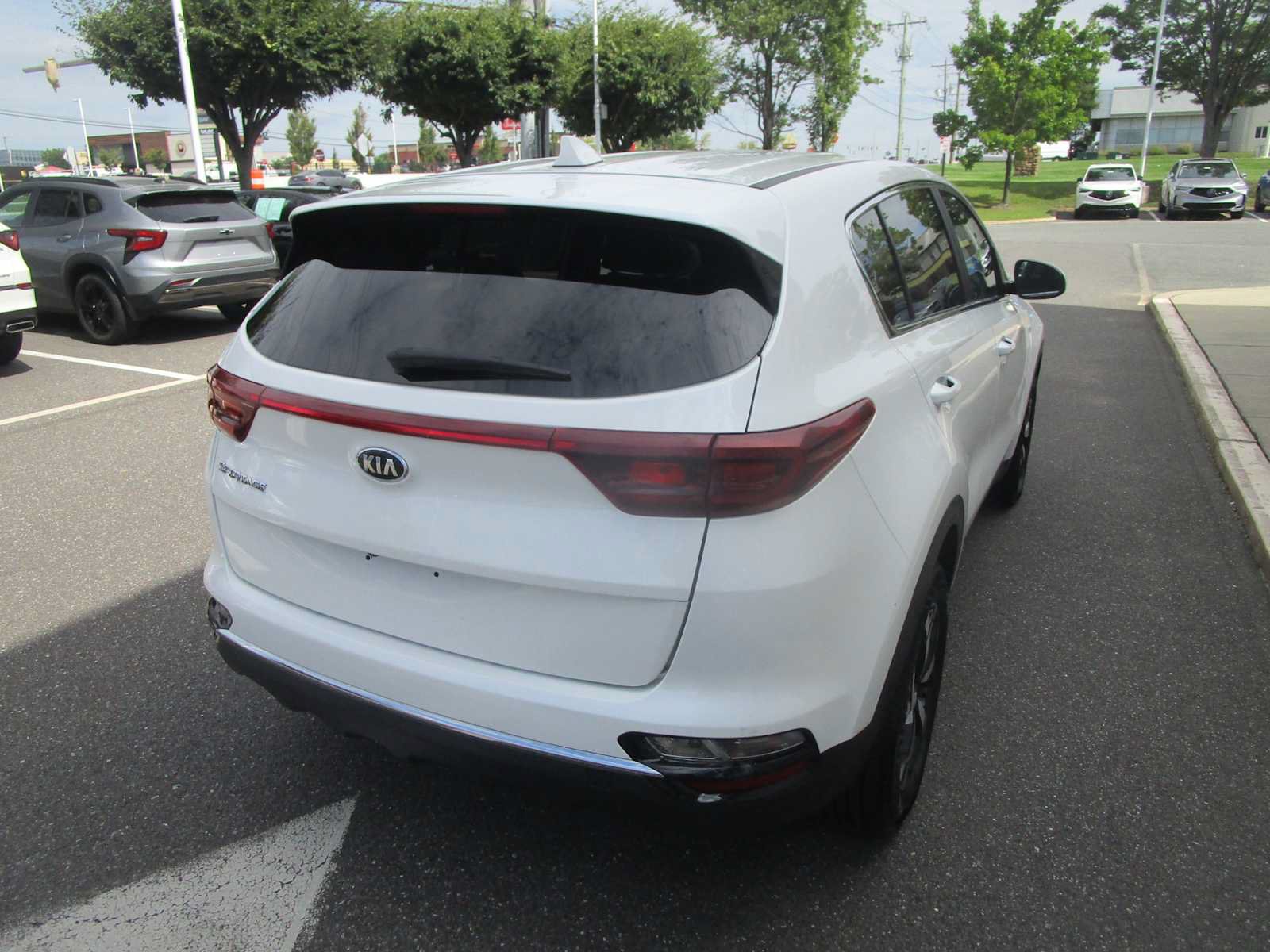 Used 2022 Kia Sportage LX AWD/4WD image 5