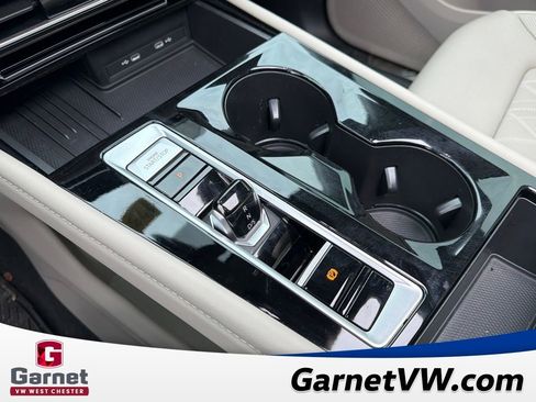 Certified 2025 Volkswagen Atlas SEL Premium R-Line image 21