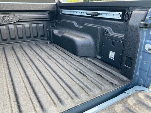 New 2025 Ford Maverick Lariat w/ Black Appearance Package image 18