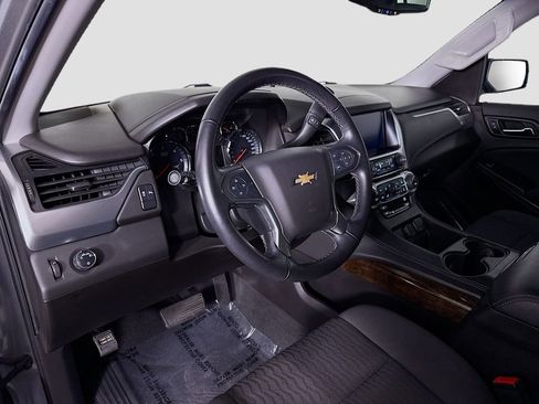 Used 2019 Chevrolet Tahoe LS image 9