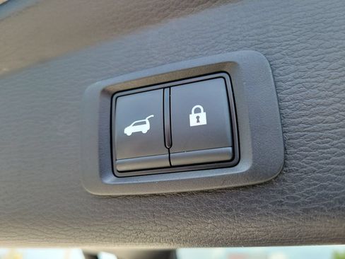 Used 2024 Mitsubishi Outlander SE AWD/4WD image 7