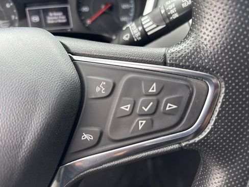 Used 2020 Chevrolet Equinox LS w/ LPO, Cargo Package AWD/4WD image 19