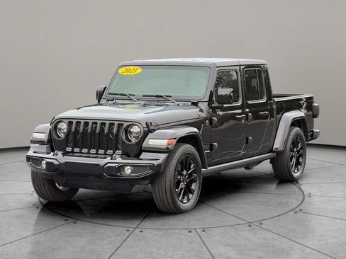 Used 2021 Jeep Gladiator Overland AWD/4WD image 2